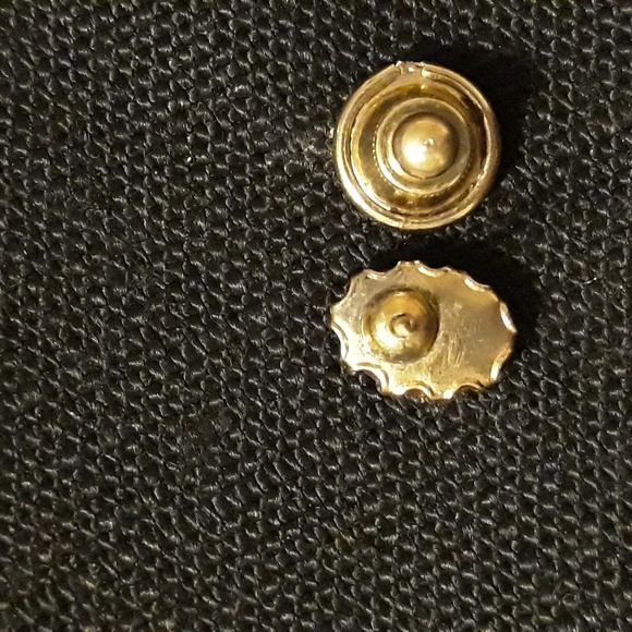 Cameo Pin - Picture 3 of 4